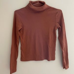 Fin & Vince longsleeve turtleneck shirt
